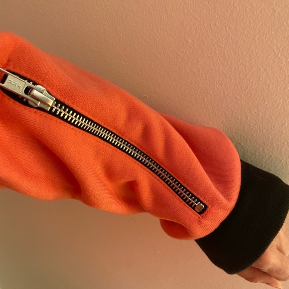 Oneskee Pullover Sweatshirt/Jacket - Picture 7 of 10